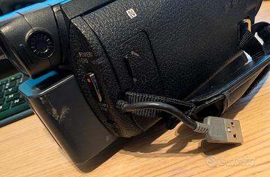 Telecamera Sony FDR-AX33 Zoom 10/20x Palmare