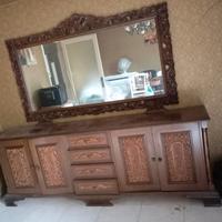 Credenza con specchio