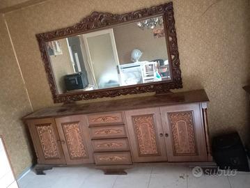 Credenza con specchio