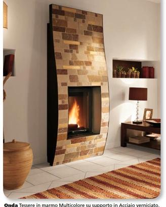 Caminetto a legna con rivestimento sconto 50%