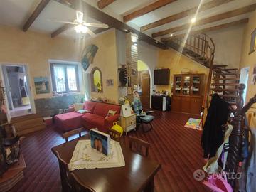 Rif.2460RA80612| terratetto ponte dell'olio