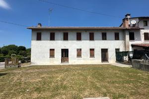 CASA SEMINDIPENDENTE A SESTO AL REGHENA