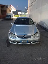 MERCEDES COUPE 2.2 CDI
