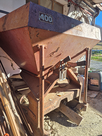 Spandiconcime Vulcano 400