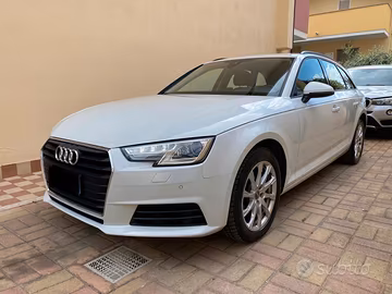 AUDI A4 AVANT AUTOMATIC BUSINESS 122cv