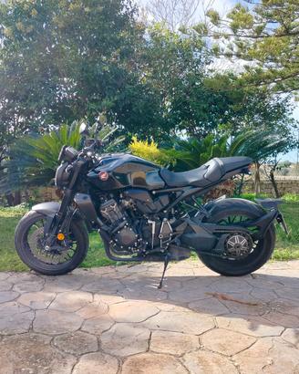 Honda cb 1000 R Black Edition