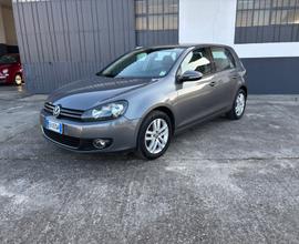 Volkswagen Golf 1.6 TDI. Highline. GARANZIA