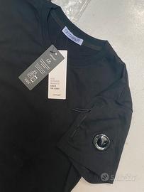 Maglietta C.P. Company nera con Lente - Nuova S