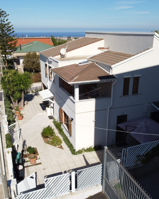 Villa indipendente fino a 14 posti letto