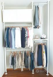 Due strutture componibili per cabina armadio