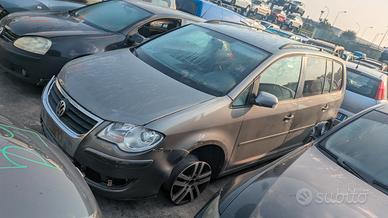 VW TOURAN 2003-2010 2.0 Ecofuel Ben-Met 5 Porte