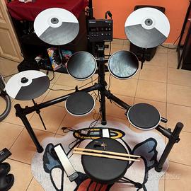ROLAND TD-02K V-Drum Set – Praticamente Nuovo