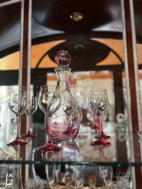 Bichieri da liquore più bottiglia in vetro