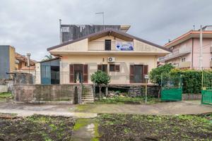 Casa Indipendente - Aci Sant'Antonio