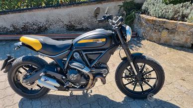 Ducati Scrambler Full Trottle 