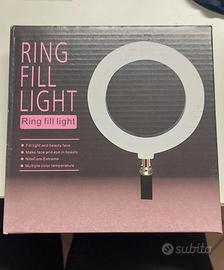 luce ad anello per selfie 