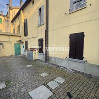 BILOCALE AL PIANO TERRA CON GARAGE