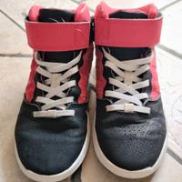 Scarpe da basket da ragazzo taglia 33