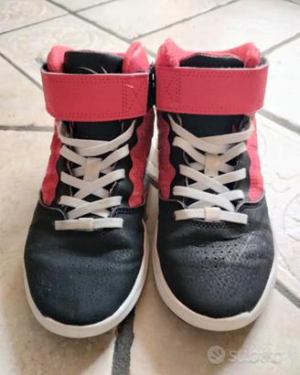 Scarpe da basket da ragazzo taglia 33