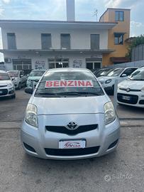 Toyota Yaris 1.0 5 porte Sol