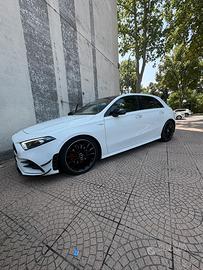 MERCEDES CLASSE A180  AMG LINE