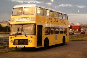 Bus Londinese a due piani per Camper