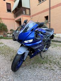 YAMAHA YZF R3