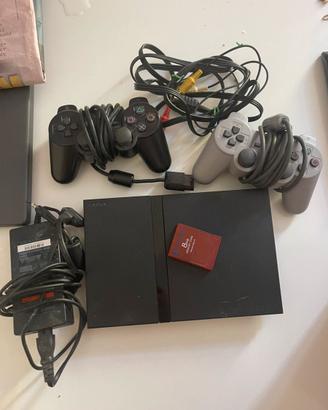 PS2 silm + 2 controller + cavi + memory card