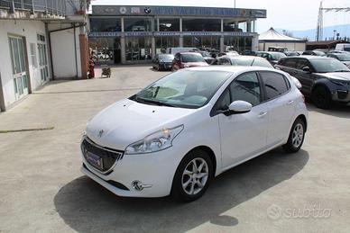 PEUGEOT - 208 - 1.4 e-HDi 68 CV S&S robot. 5p.