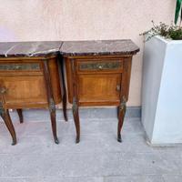 Comidini , tavolino  trucco specchio, antiquariato