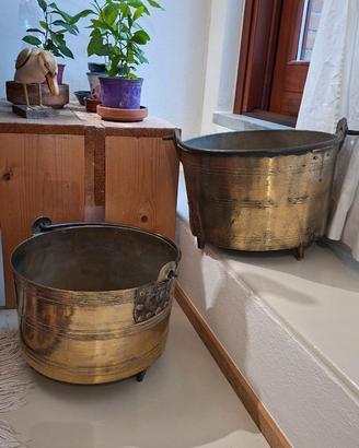 Coppia paioli antichi ottone e rame