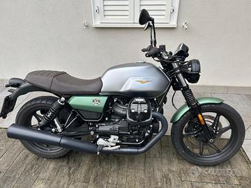 Moto Guzzi V7