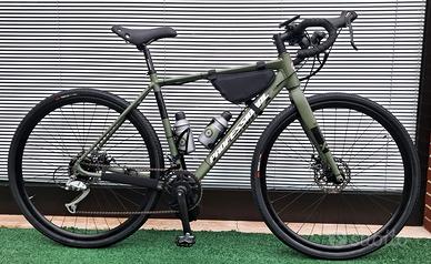 GRAVEL E-BIKE MOTORE 80 NM BATTERIA 720W NUOVA