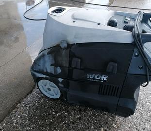 IDROPULITRICE AD ALTA PRESSIONE A CALDO