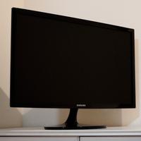 Monitor Samsung / Modello S24D330H