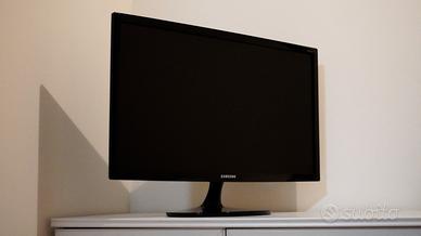 Monitor Samsung / Modello S24D330H