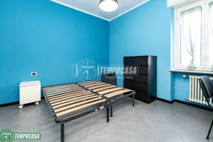 Stanza - Camera a Milano Via Adelaide Bono Cairoli