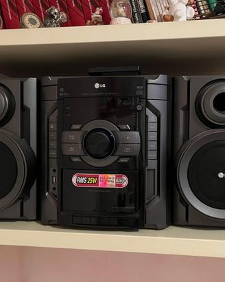 Stereo LG 25W RMS - USB, CD MP3 e Radio
