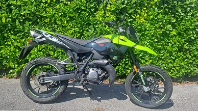 KSR TR50SM Competition 50cc + Ricambi