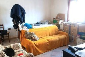 Casa indipendente di 200 m² con più di 5 locali a 