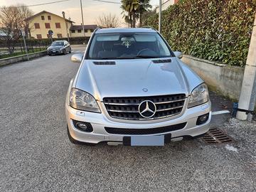 Mercedes ML 320 