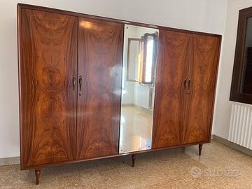 armadio del 1950 alto artigianato