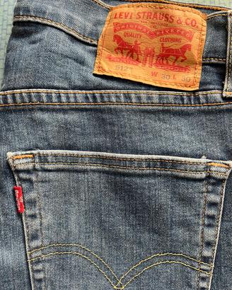 due jeans Levi's come nuovi