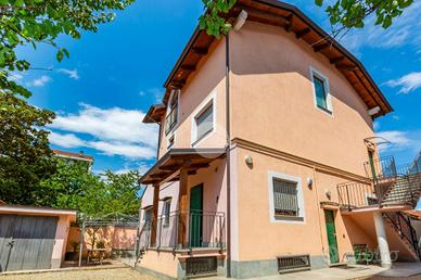 BIFAMILIARE A COLLEGNO