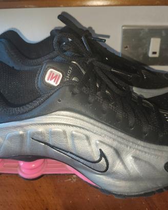 Nike shoxs donna n.38