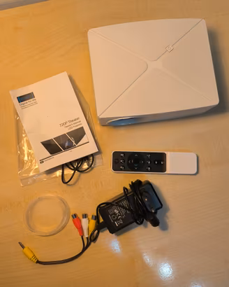 Proiettore C80 720p Audio integrato HDMI treppiede