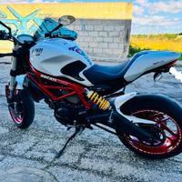 Ducati Monster 797 plus