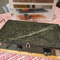 Pietra ollare con supporto metallo e base legno