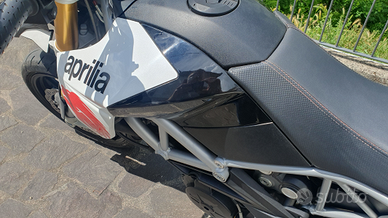 Aprilia dorsoduro 750
