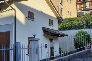 Appartamento arredato in villetta singola